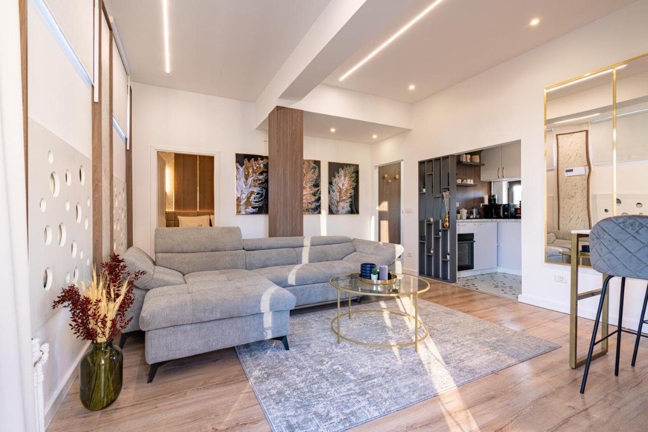 Golden View - Breathtaking Location In Bucharest Apartment Luaran gambar