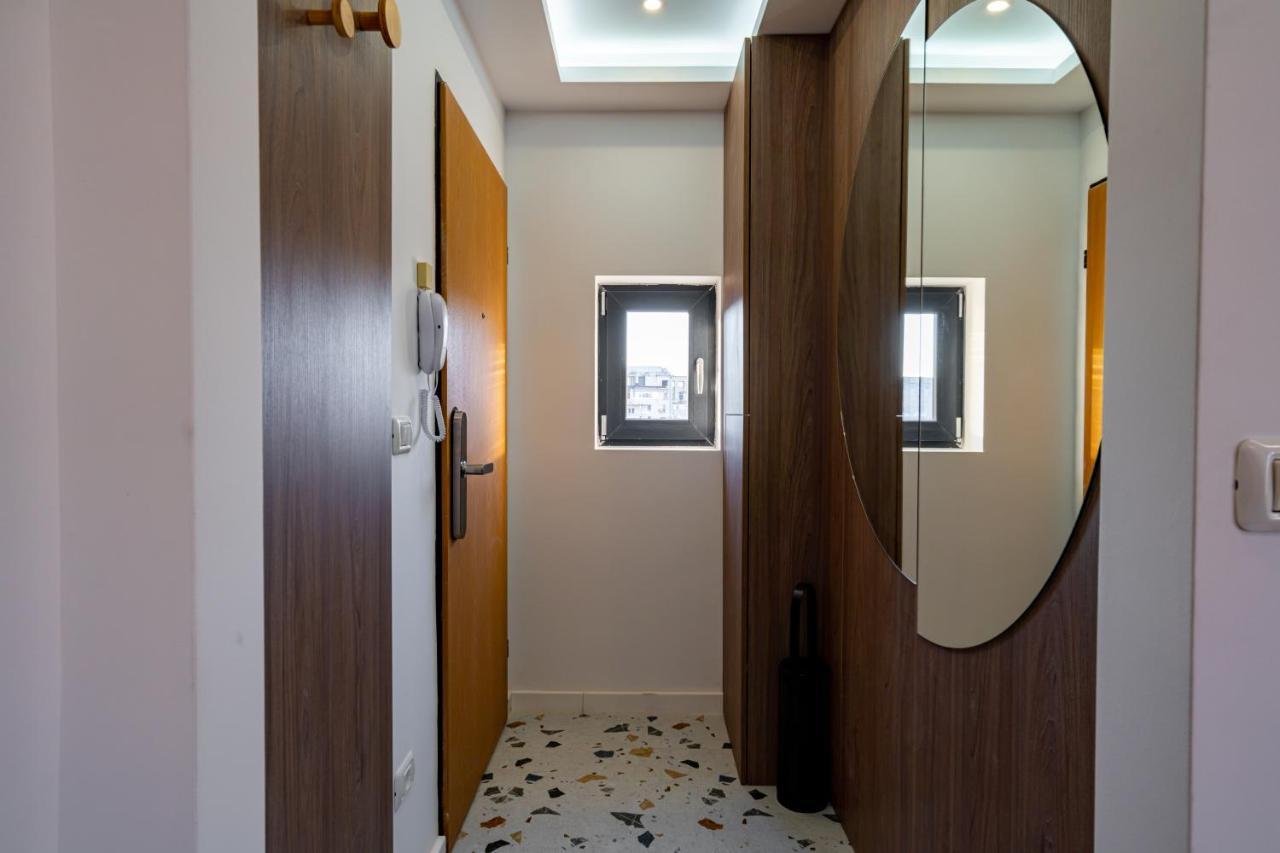 Golden View - Breathtaking Location In Bucharest Apartment Luaran gambar