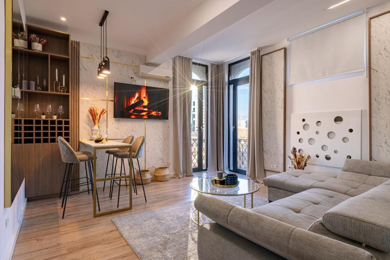 Golden View - Breathtaking Location In Bucharest Apartment Luaran gambar