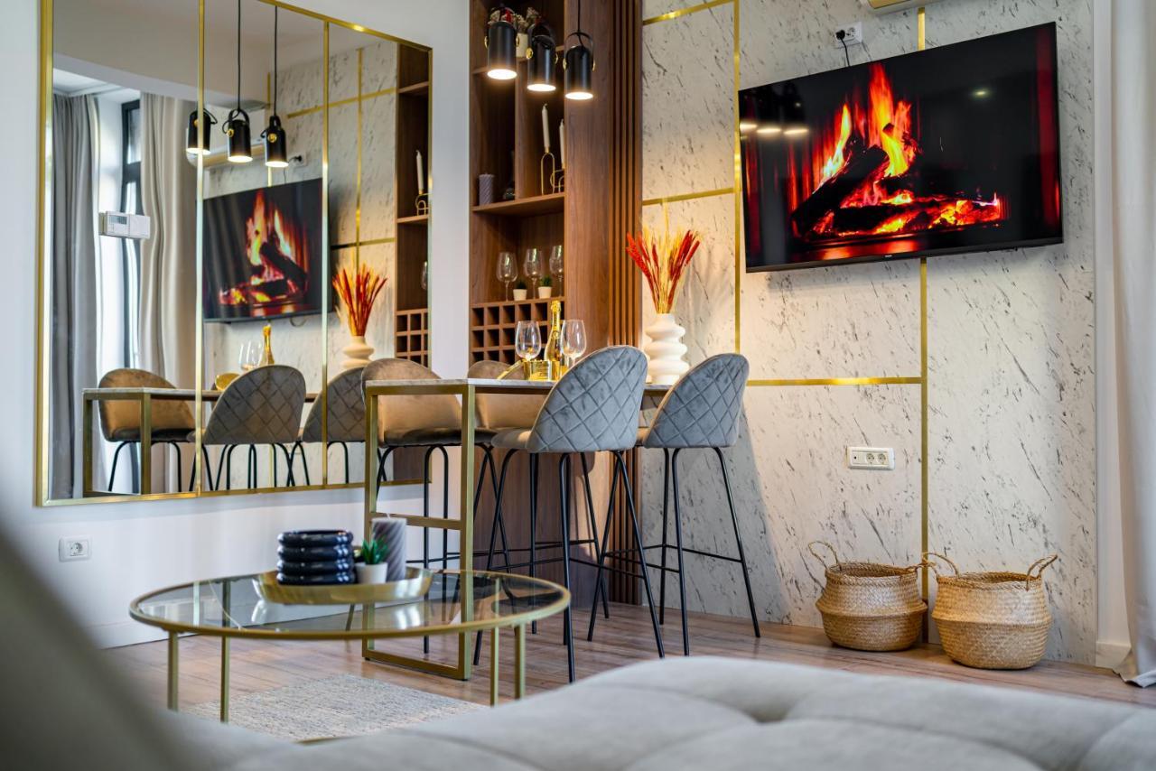 Golden View - Breathtaking Location In Bucharest Apartment Luaran gambar